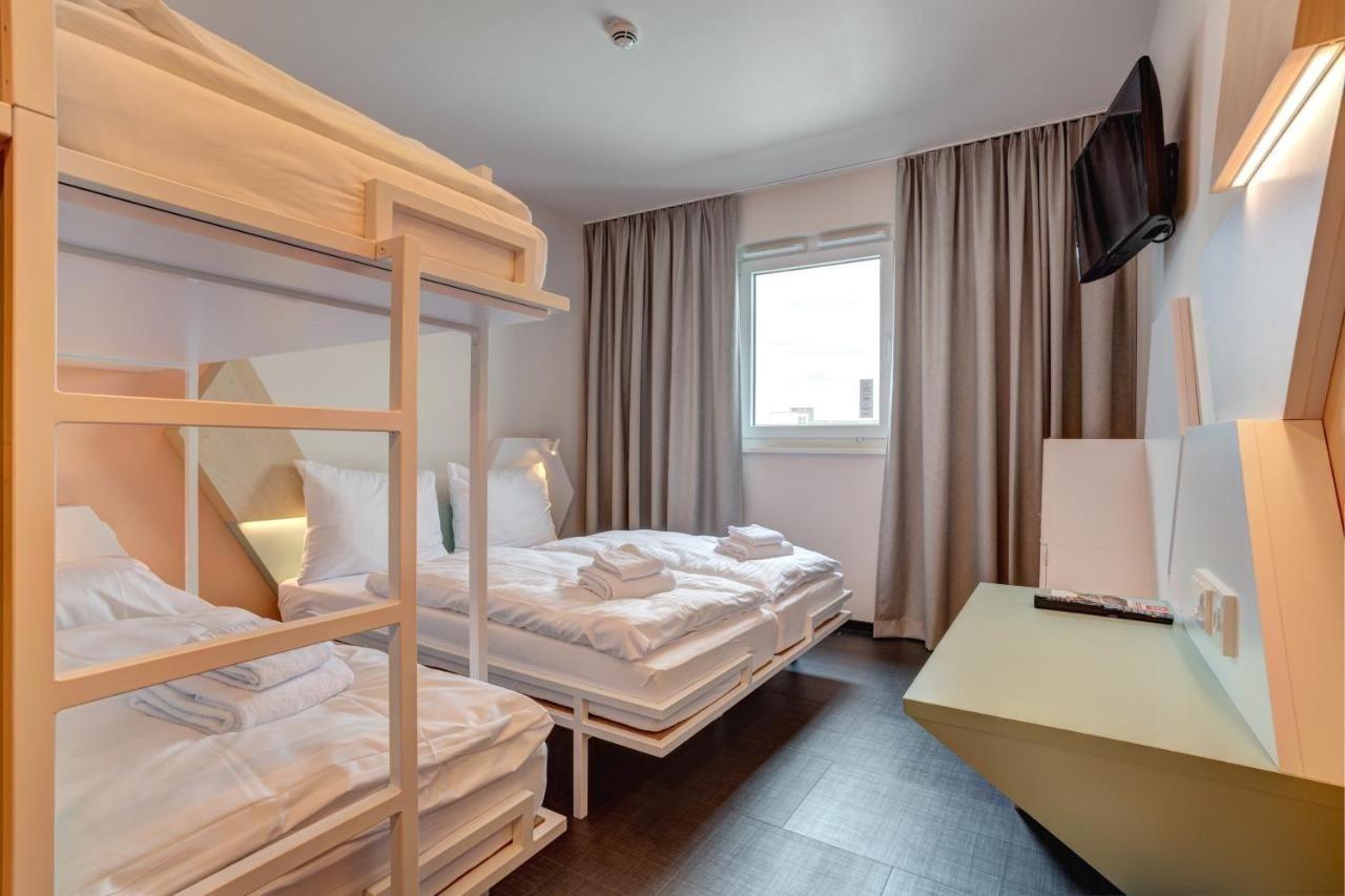 Meininger Hotel Heidelberg Hauptbahnhof Ngoại thất bức ảnh