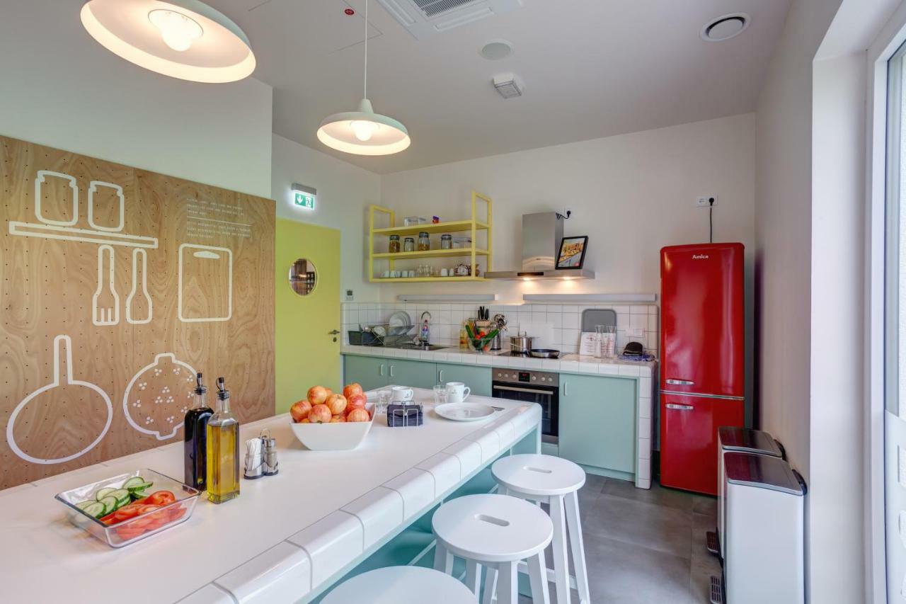 Meininger Hotel Heidelberg Hauptbahnhof Ngoại thất bức ảnh